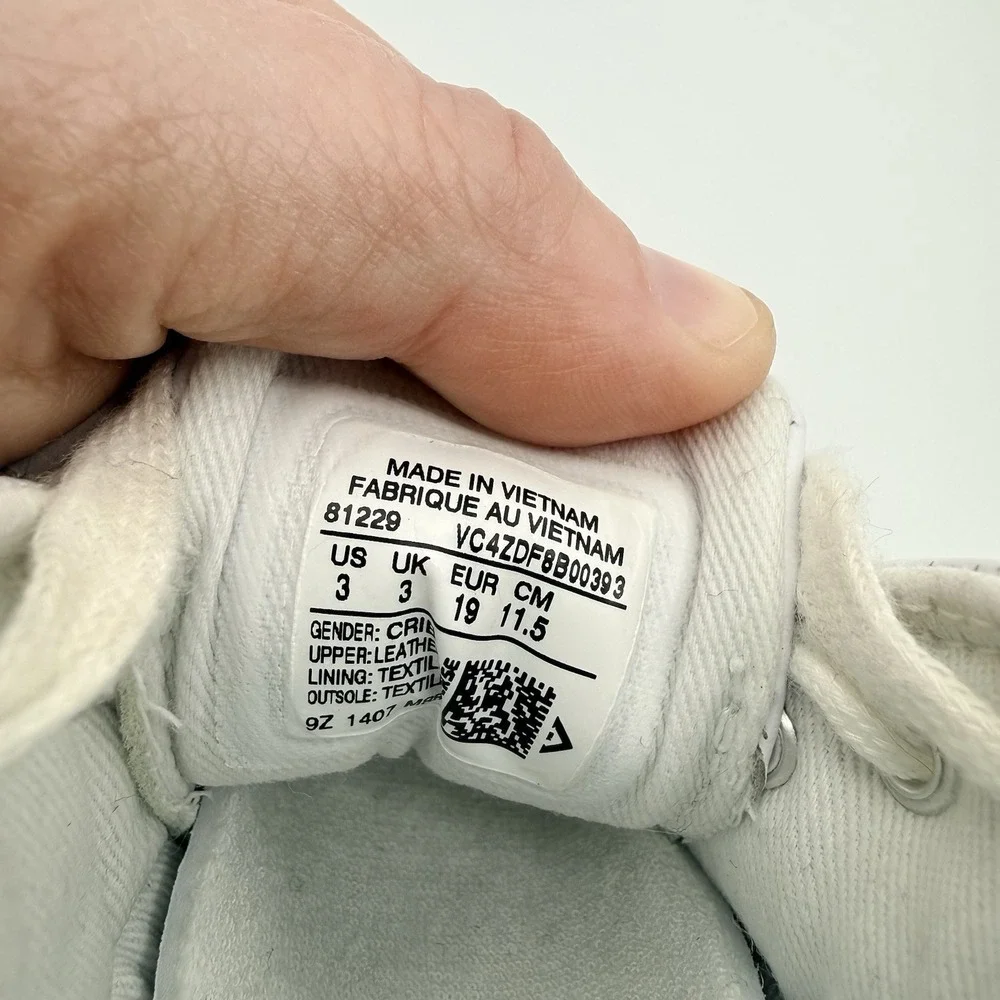Converse Crib Shoes Infant Size 3 White Chuck Taylor Baby Sneakers Soft Sole
